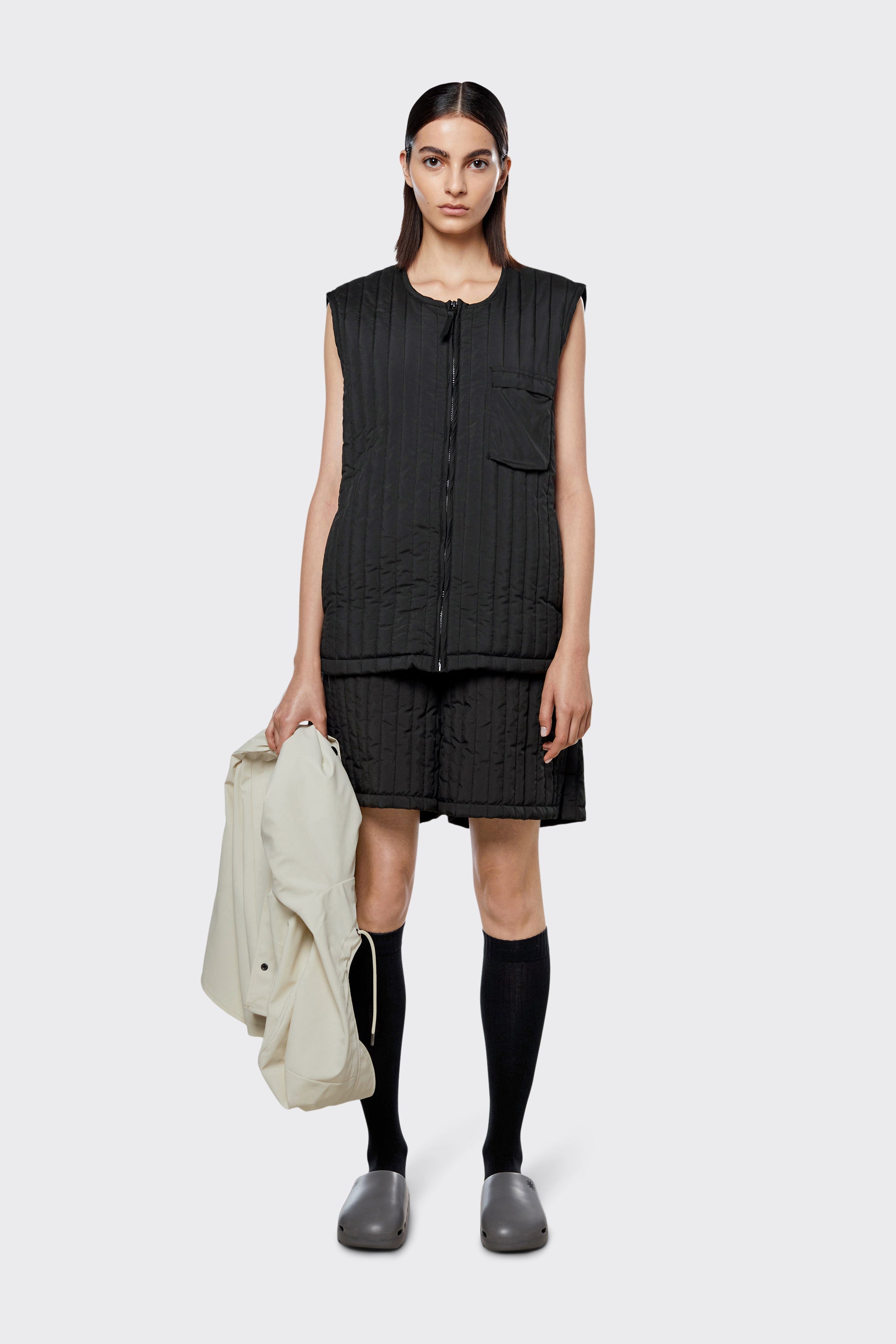 Liner vest