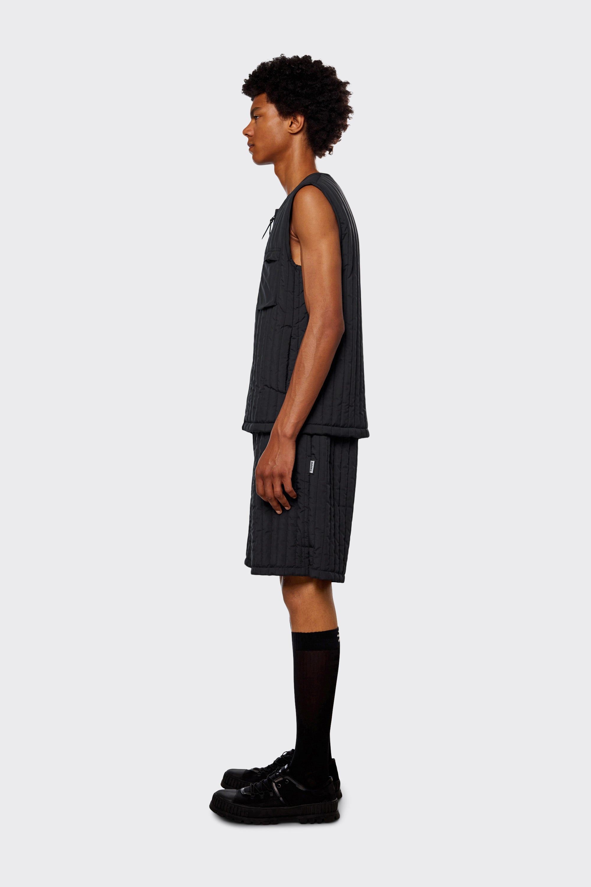Liner vest