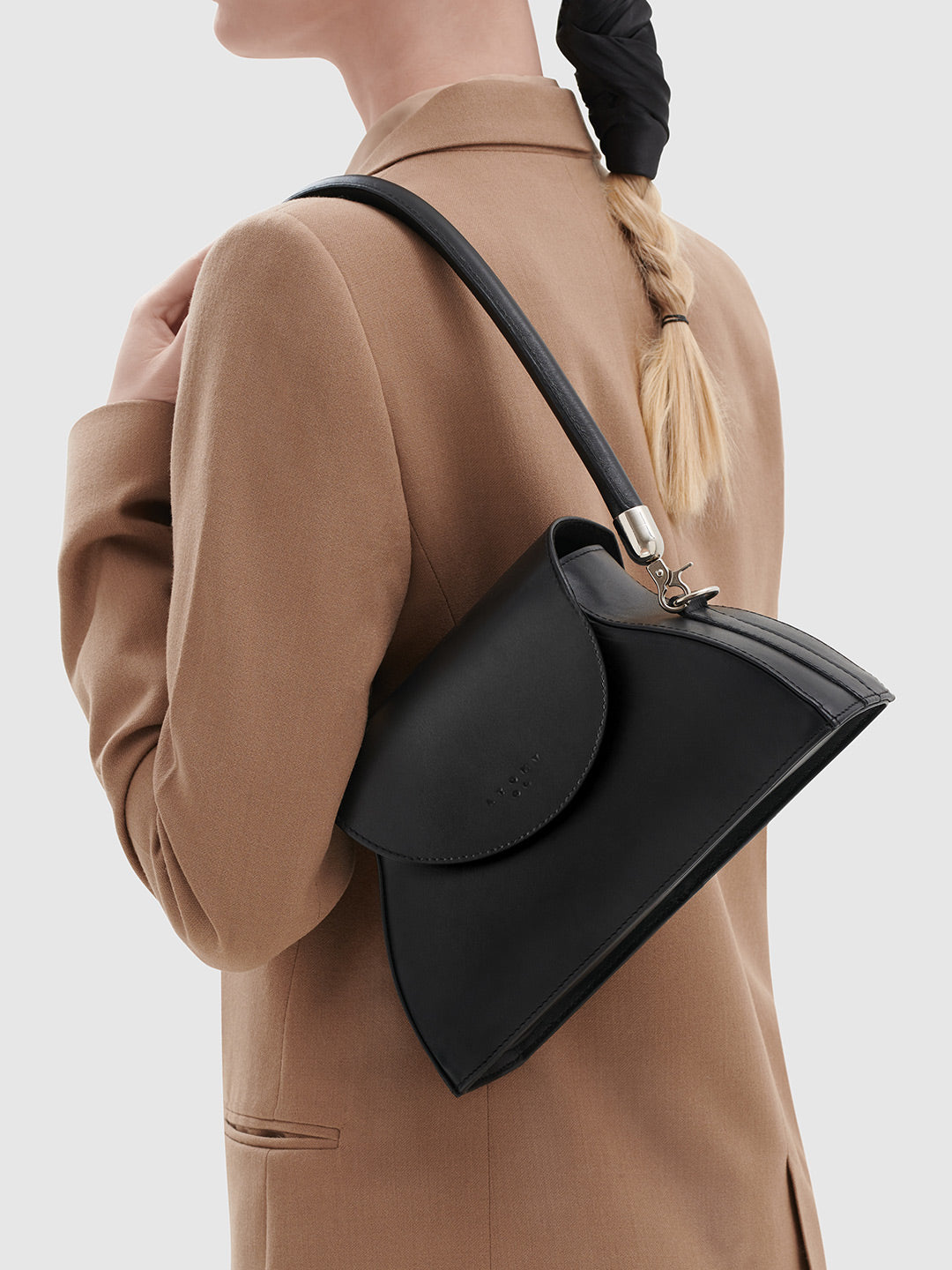 Atom bag no. 1