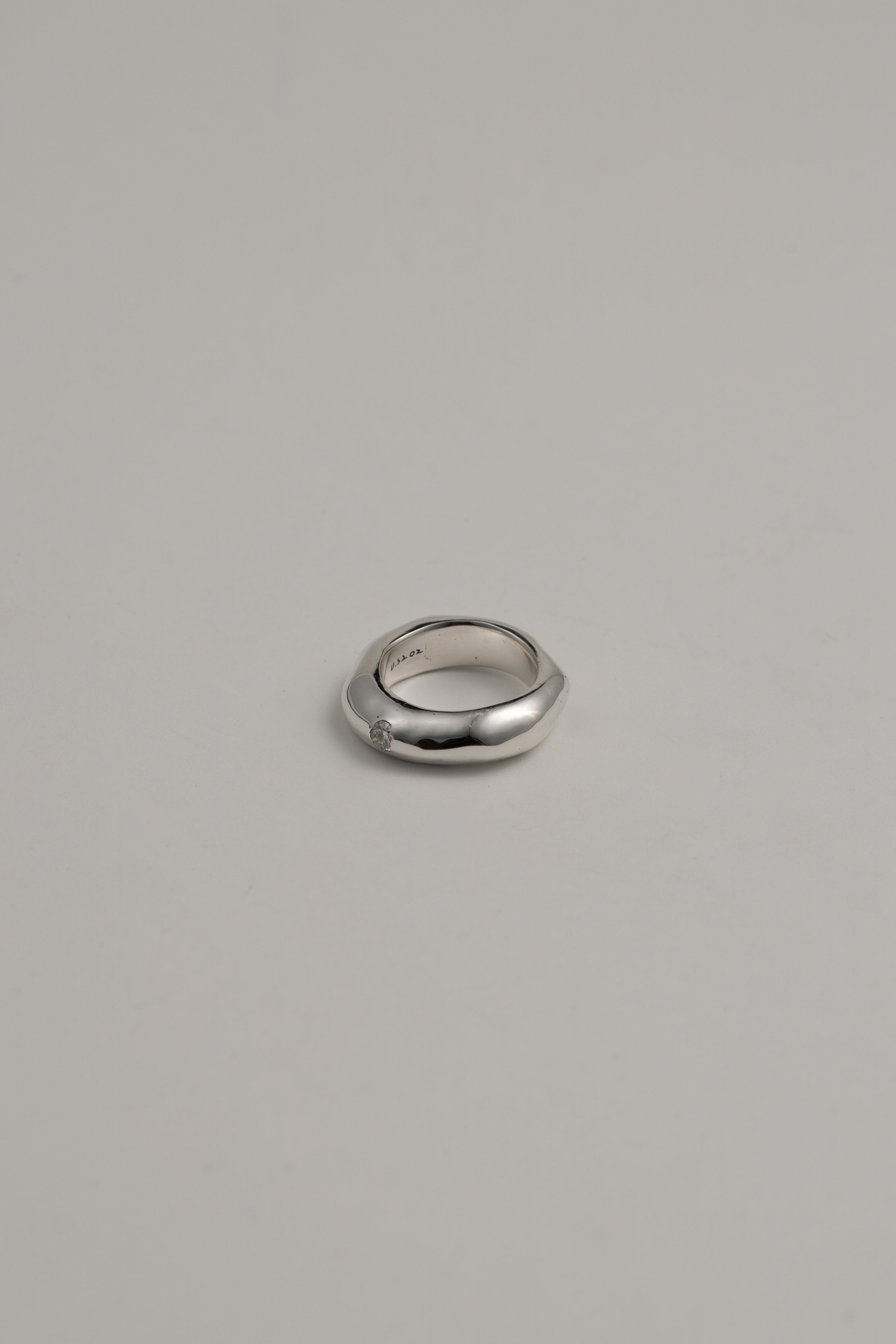 The Liquid with Moissanite, US 4