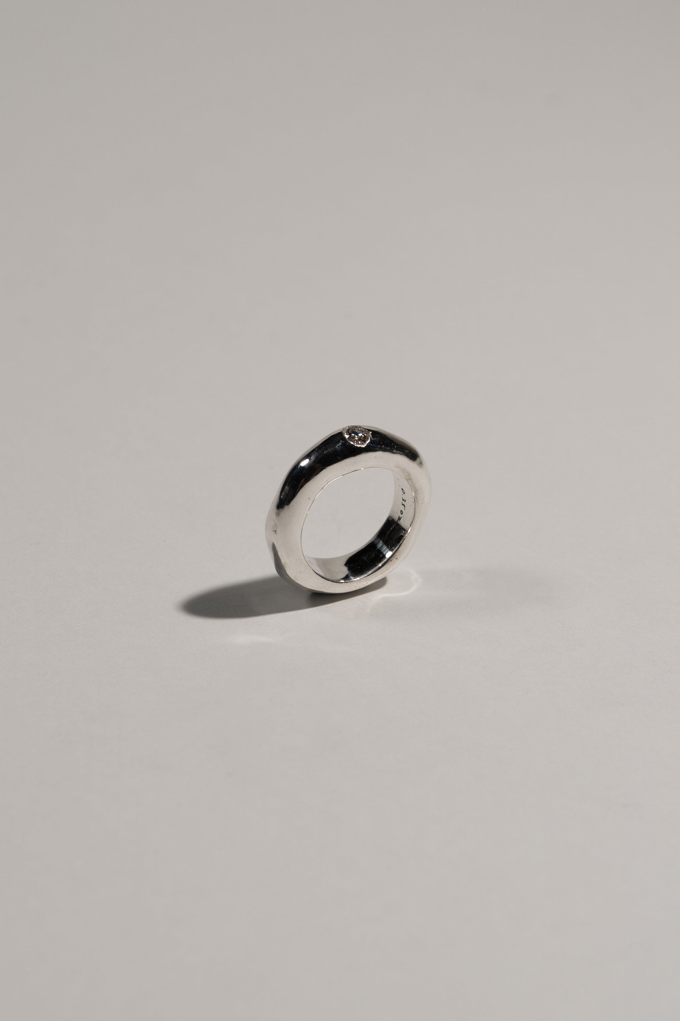 The Liquid with Moissanite, US 4