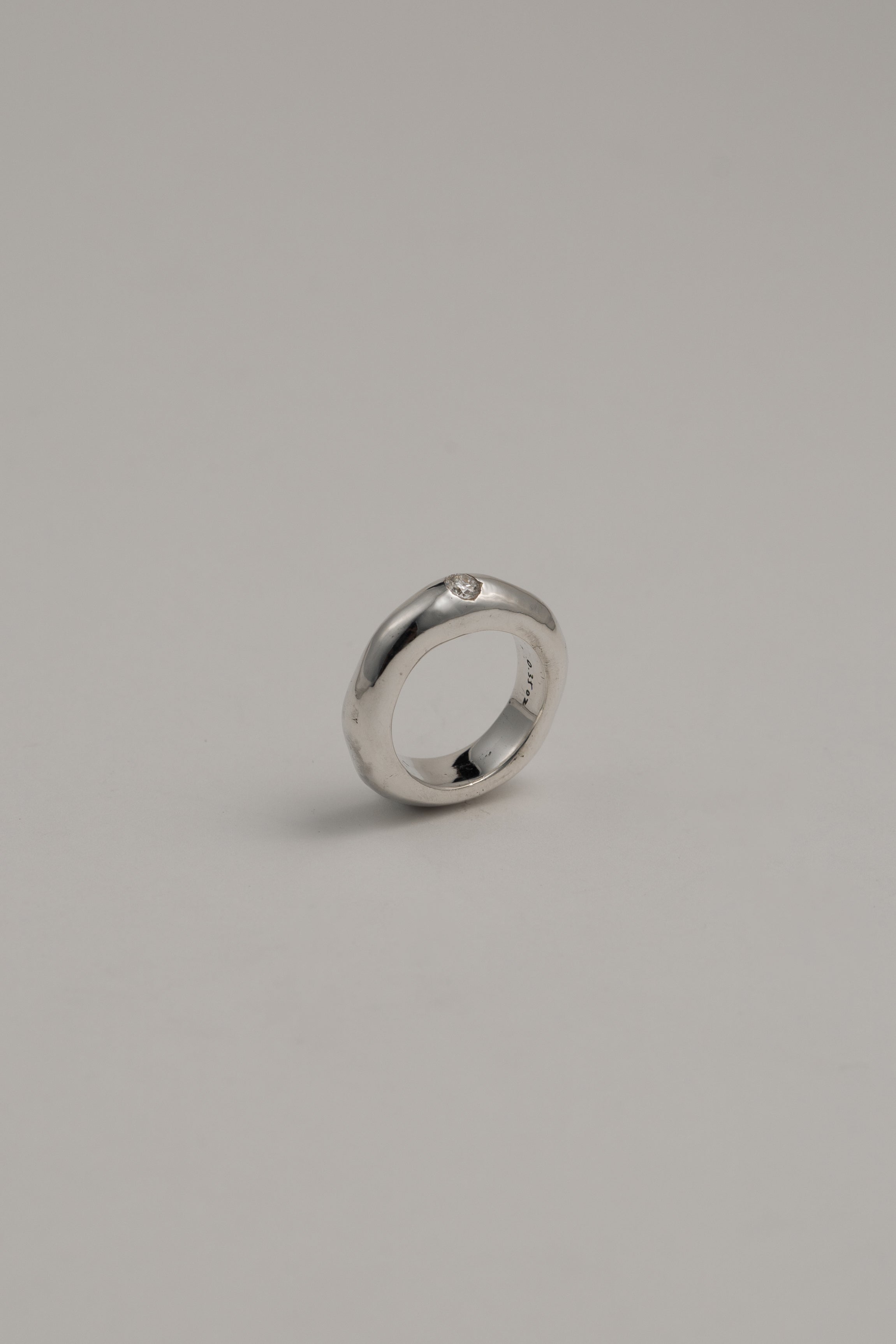 The Liquid with Moissanite, US 4