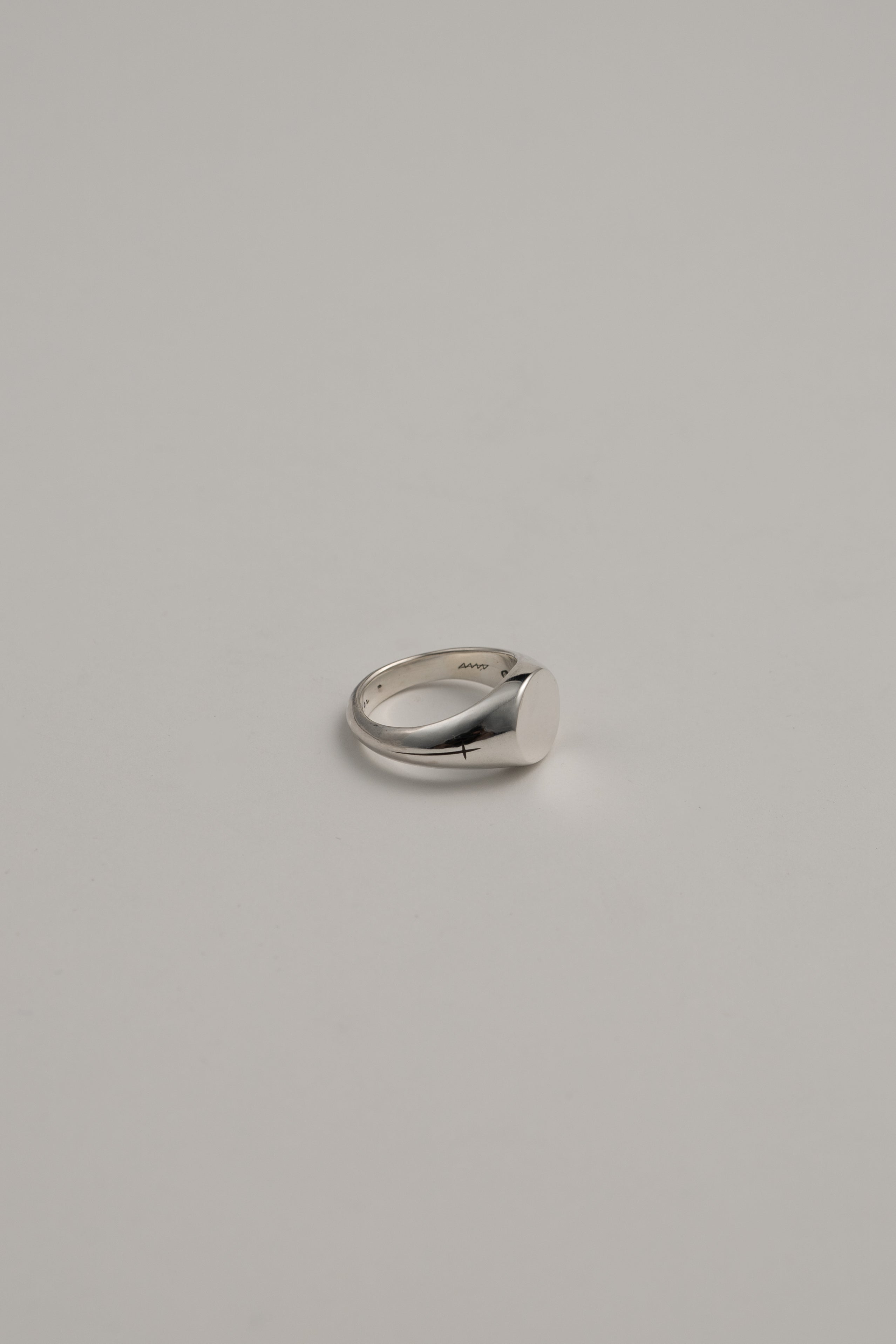 Cross Round Signet Ring, US 5.5