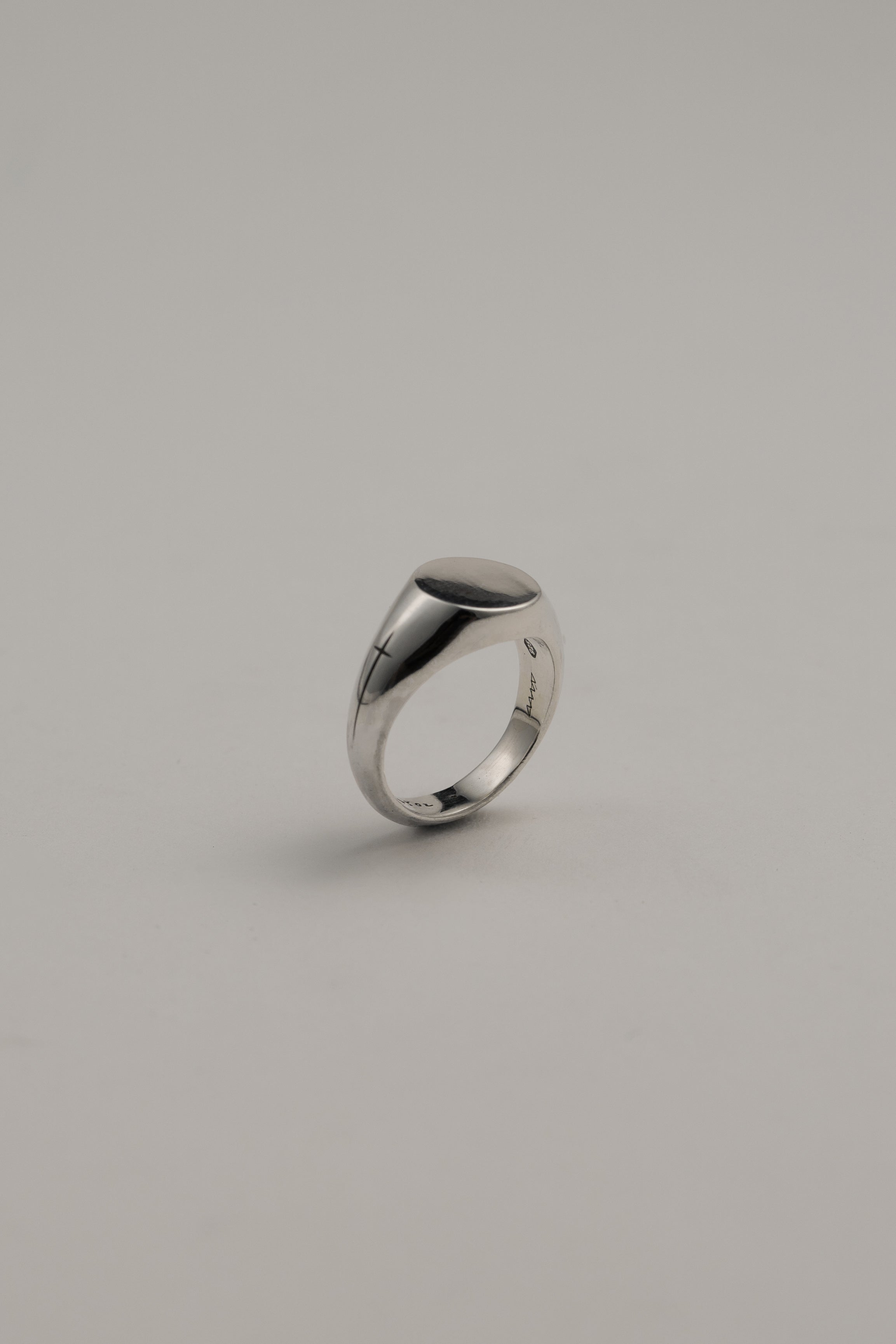 Cross Round Signet Ring, US 5.5