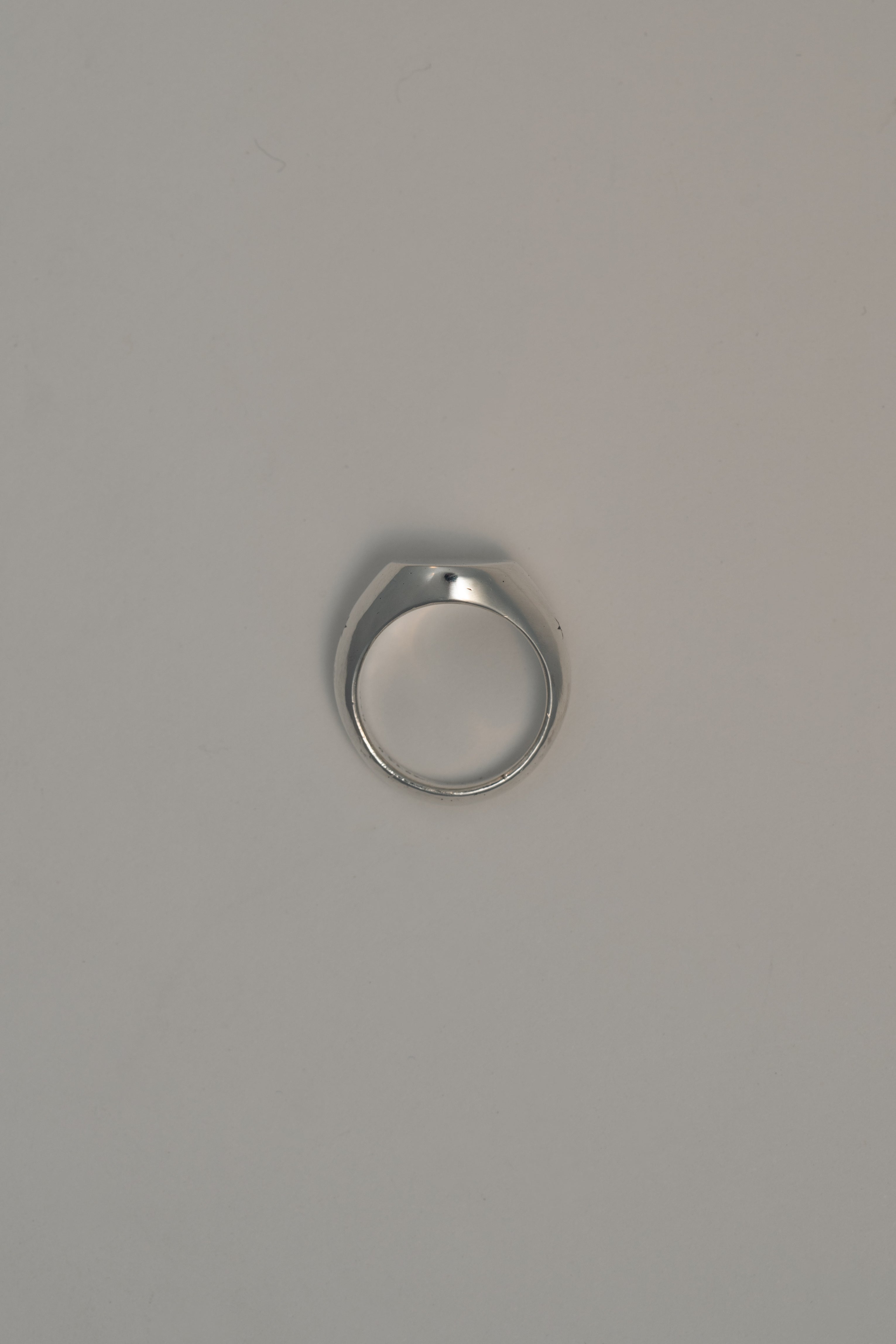 Asterisk Round Signet Ring, US 4