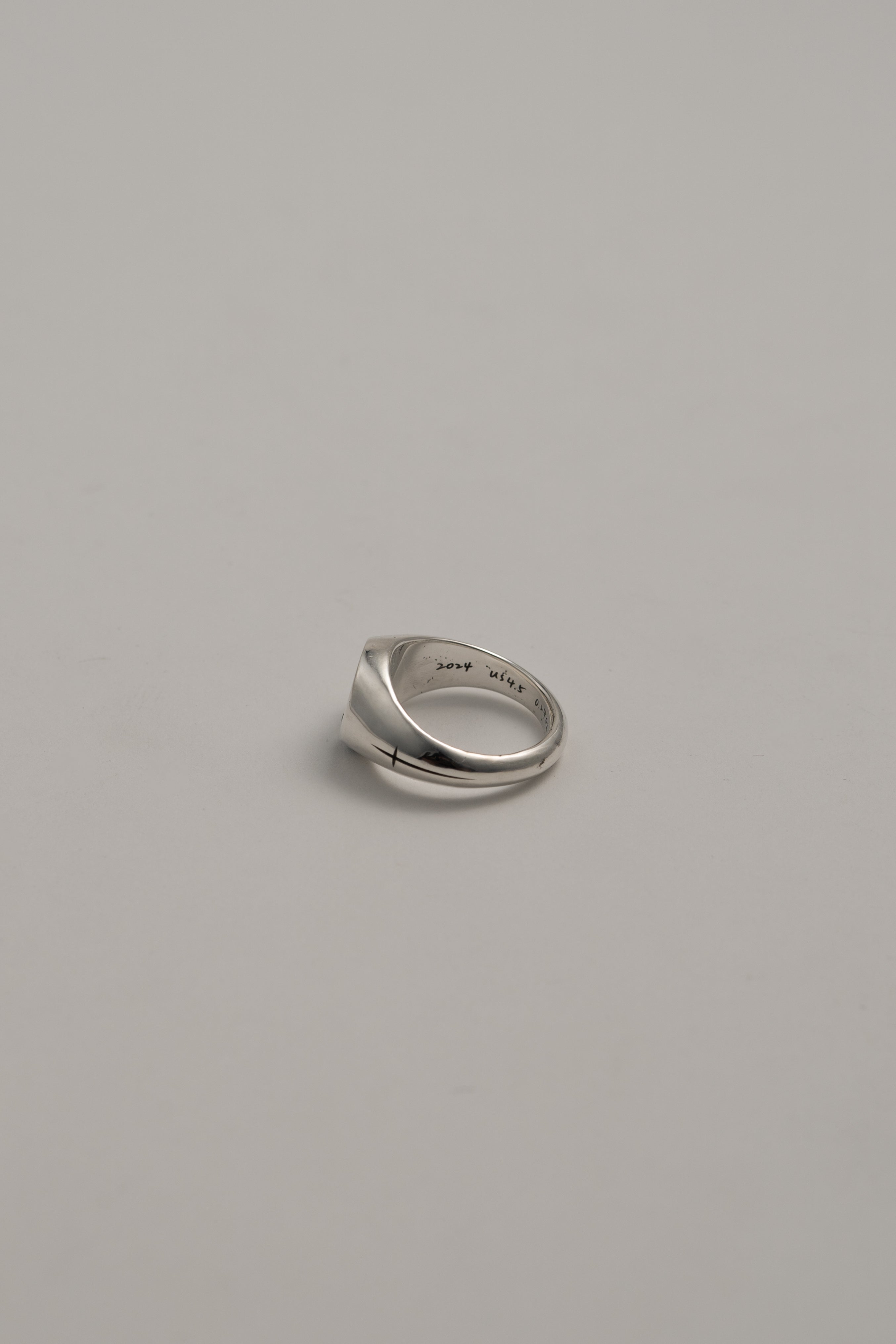 Cross Round Signet Ring with Sapphire, US 4.5