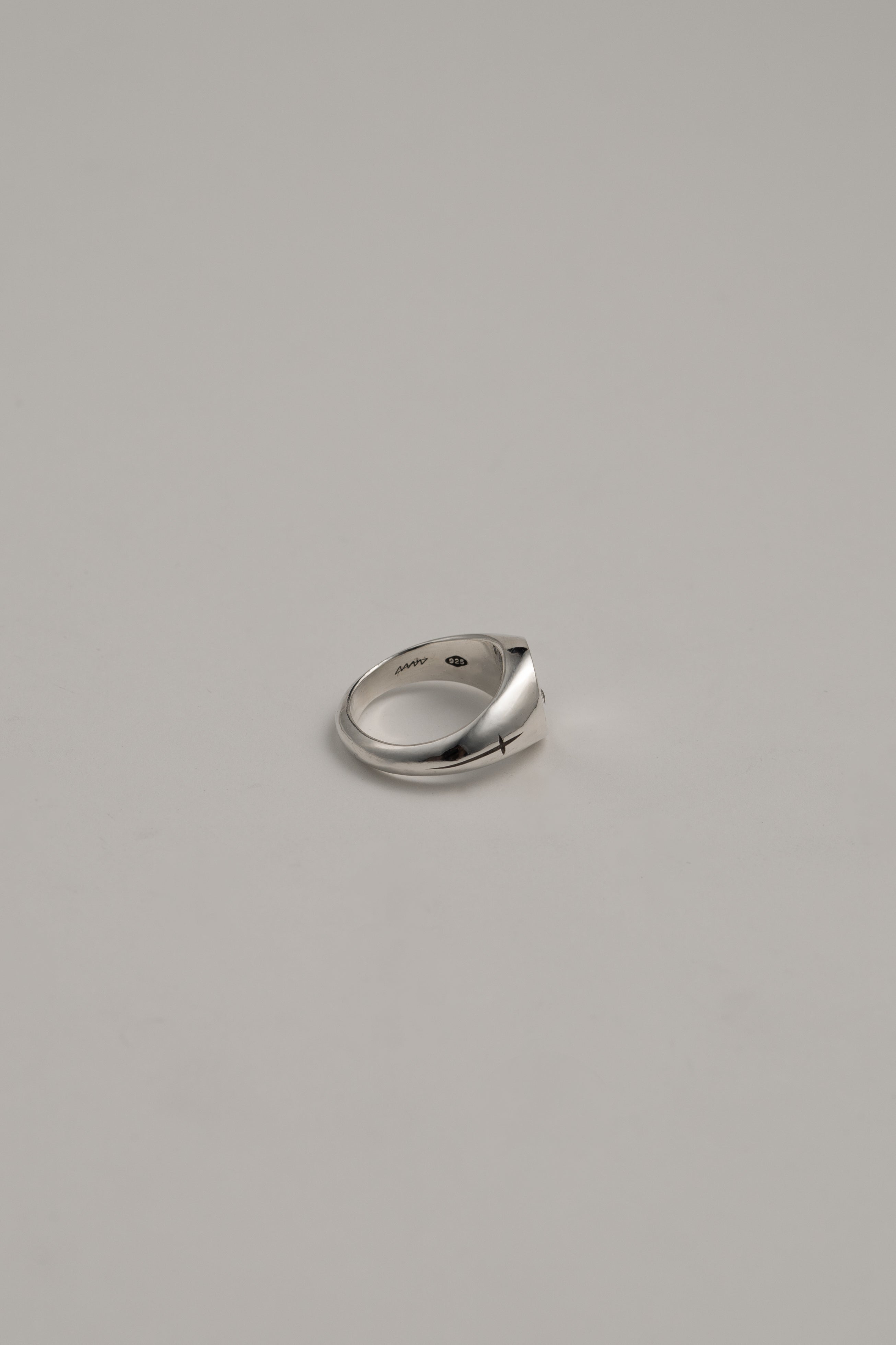 Cross Round Signet Ring with Moissanite, US 5
