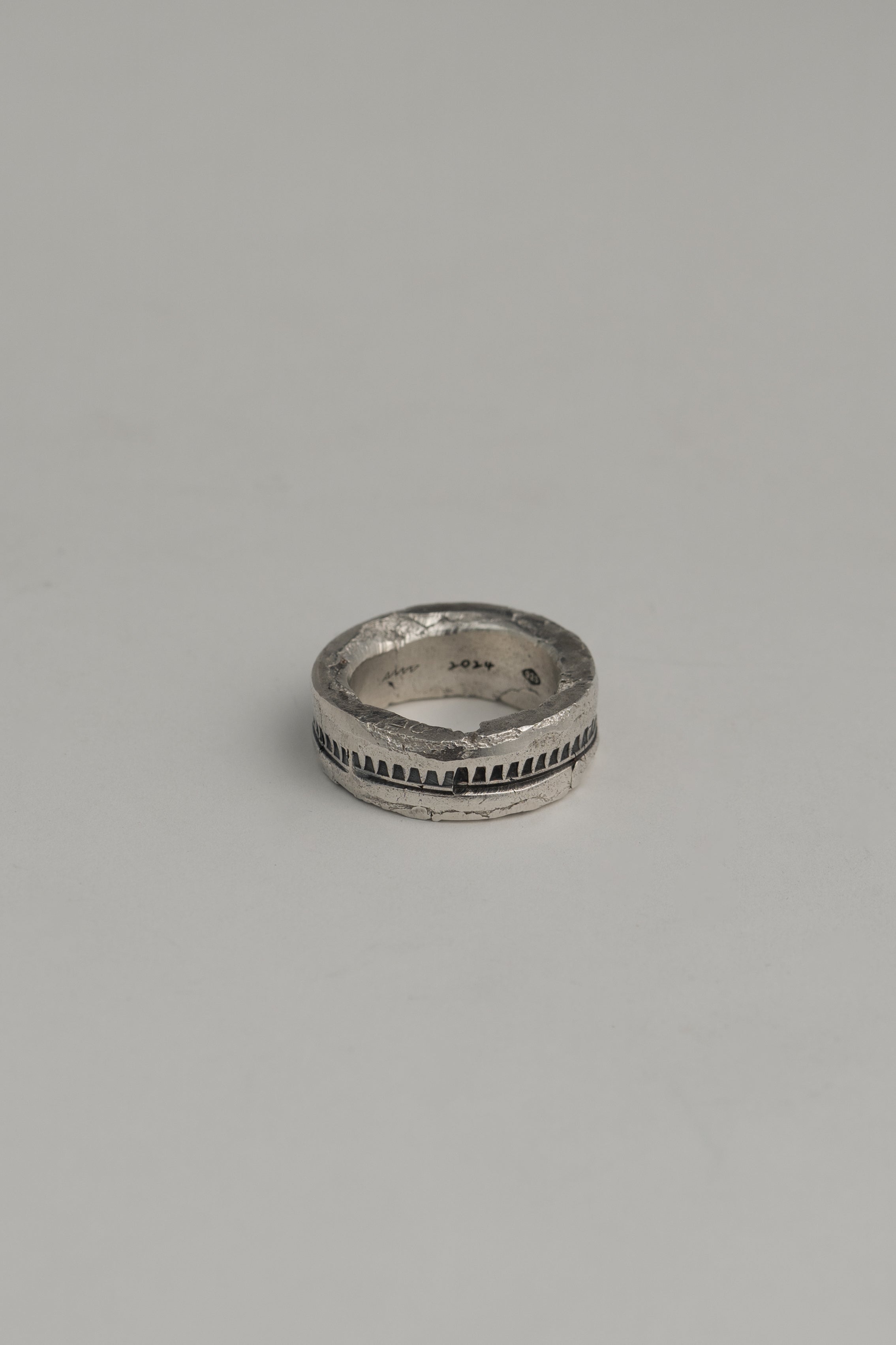 Untitled R001, US 6